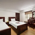Little Diamond Hotel 2