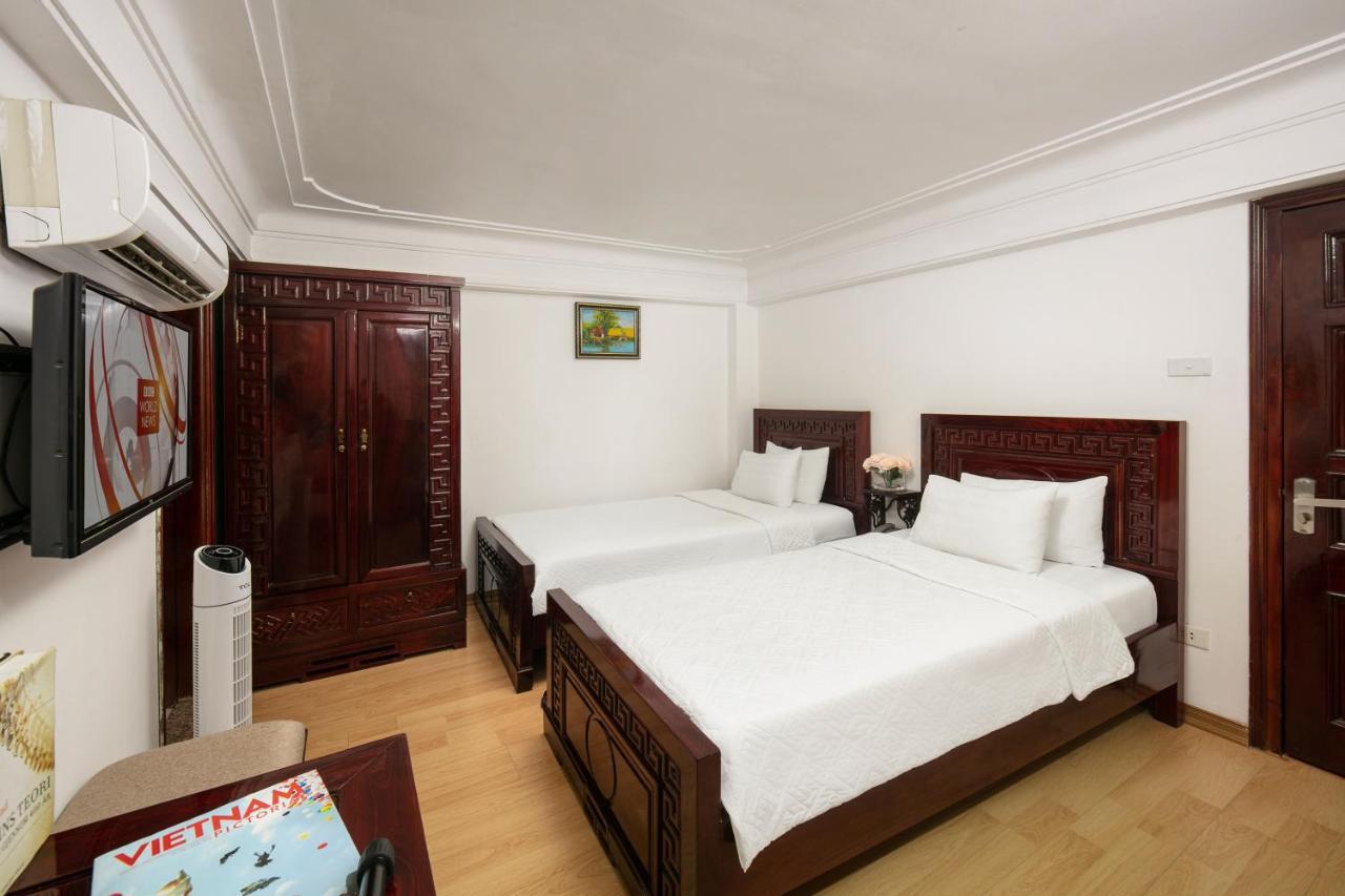 Hostel Little *